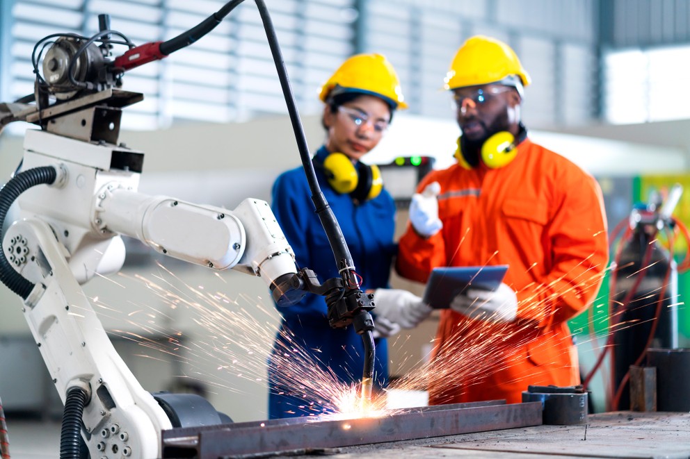 advanced manufacturing technicians